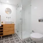 דירה Host Wise - Large Colourful Flats - Ace Location