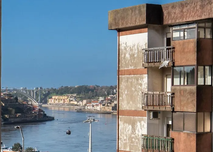 Apartment Host Wise - Large Colourful Flats - Ace Location Vila Nova de Gaia